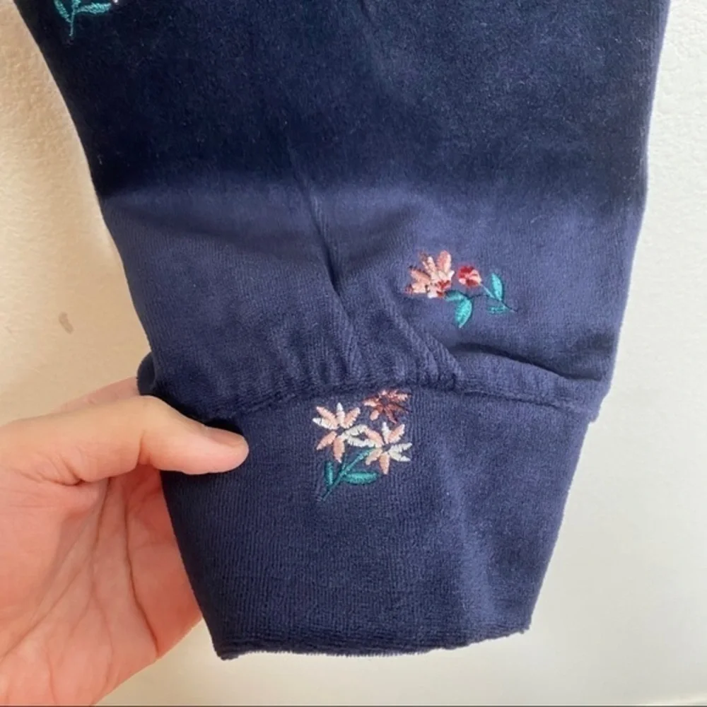 Juicy Couture Black Label Navy Blue Floral Embroidered Jogger Pants NWT